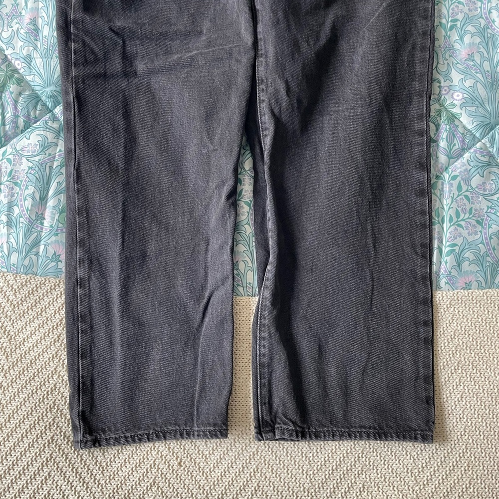 Levi's Women's Black 94 Baggy Straight Leg Jeans - Picture 8 of 8